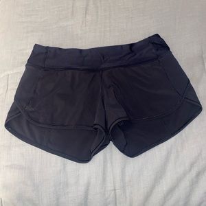 Lululemon Black Speed Up Shorts 2.5”